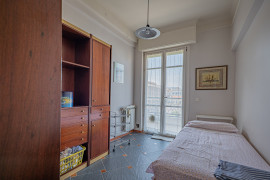 
                                                                                        Vente
                                                                                         Nice - Centre Ville : Appartement 3 pièces