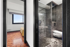
                                                                                        Vente
                                                                                         Nice Cimiez - 3 pièces 72 m² refait à neuf
