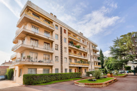 Vente
Nice Cimiez - 4 pièces belle vue mer et ville