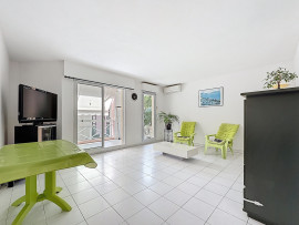 
                                                                                        Vente
                                                                                         Nice Cimiez - 4 pièces d'angle avec garage dans résidence en lisière du Parc Liserb