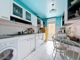
                                                                                        Vente
                                                                                         Nice Cimiez - 4 pièces d'angle avec garage dans résidence en lisière du Parc Liserb