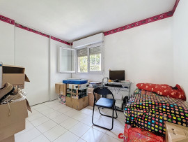 
                                                                                        Vente
                                                                                         Nice Cimiez - 4 pièces d'angle avec garage dans résidence en lisière du Parc Liserb