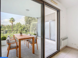 Vente
Nice Cimiez - Agréable studio avec terrasse dans résidence avec piscine