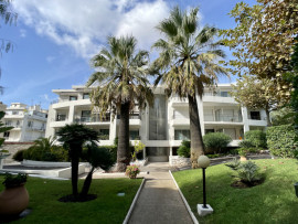 Vente
Nice Cimiez - Agréable studio avec terrasse dans résidence avec piscine