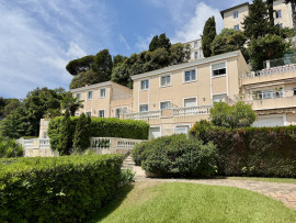 Vente
Nice Cimiez - Espace, calme, piscine : que du bonheur !