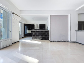 
                                                                                        Vente
                                                                                         Nice Cimiez - Idéal familles - 4 pièces en  RDJ