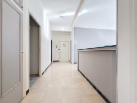 
                                                                                        Vente
                                                                                         Nice Cimiez - Idéal familles - 4 pièces en  RDJ