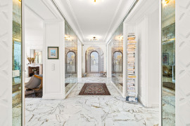 
                                                                                        Vente
                                                                                         Nice - Cimiez - Magnifique 4 pièces
