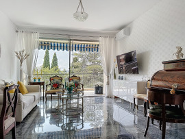 Vente
Nice Cimiez - Spacieux 3 pièces de 80 m2 dans résidence luxueuse