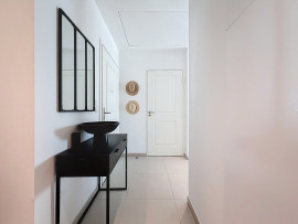 
                                                                                        Vente
                                                                                         Nice Cimiez - Superbe rez de jardin dans une résidence luxueuse