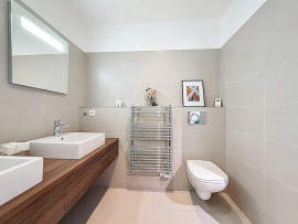 
                                                                                        Vente
                                                                                         Nice Cimiez - Superbe rez de jardin dans une résidence luxueuse