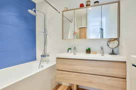 
                                                                                        Vente
                                                                                         Nice Cimiez - Toit terrasse 3/ 4 pièces de 110 m2