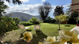 
                                                                                        Vente
                                                                                         Nice Cimiez - Une vie comme dans une maison !