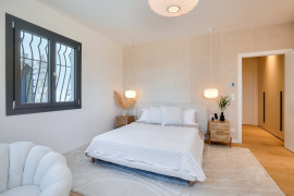 
                                                                                        Vente
                                                                                         Nice - Col des Quatres Chamins - Magnifique maison 9 pièces de 395 m² entièrement rénovée avec piscine