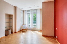 Vente
Nice - Exceptionnel appartement rénové dans un ancien Palace de Cimiez