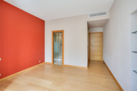 Vente
Nice - Exceptionnel appartement rénové dans un ancien Palace de Cimiez