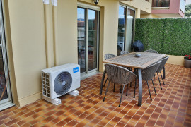 Vente
Nice Fabron - Charmant 3 pièces 70m2 avec agréable jardin plein Sud.