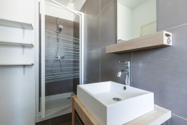 
                                                                                        Vente
                                                                                         NICE / FABRON - Studio à vendre de 28 m² vue mer
