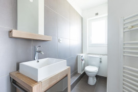 
                                                                                        Vente
                                                                                         NICE / FABRON - Studio à vendre de 28 m² vue mer