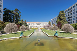 
                                                                                        Vente
                                                                                         NICE / FABRON - Studio à vendre de 28 m² vue mer