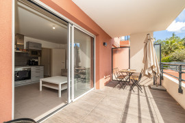 
                                                                                        Location
                                                                                         NICE / FABRON - Studio MEUBLE avec terrasse et garage