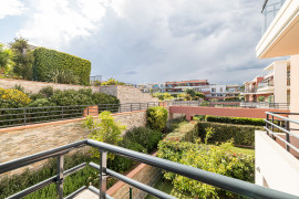 
                                                                                        Location
                                                                                         NICE / FABRON - Studio MEUBLE avec terrasse et garage