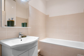 Location
NICE GAMBETTA - Grand studio meublé avec confort