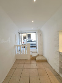 
                                                                                        Location
                                                                                         NICE / GAMBETTA Local 12m²