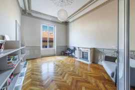 
                                                                                 Vente
                                                                                Nice Gioffredo - Magnifique appartement bourgeois de 6 pièces au coeur des commerces de la Place Massena et proche de la mer