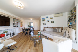
                                                                                        Vente
                                                                                         Nice Lanterne - 3 Pièces - Vue mer - 3 terrasses