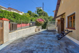 Vente
Nice - Mantega Righi - Belle maison à rénover de 140 m² avec vue mer