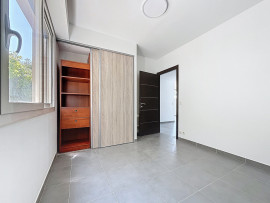 
                                                                                        Vente
                                                                                         Nice Mont Boron - 3 pièces refait à neuf Vue Mer