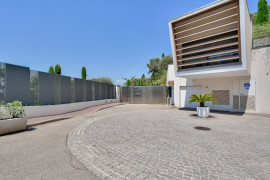 Vente
NICE - Mont Boron - Magnifique appartement 2 pièces de 52 m² disposant d’une grande terrasse avec vue panoramique