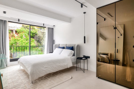 
                                                                                        Vente
                                                                                         NICE - Mont Boron - Magnifique Penthouse de 120 m² entièrement rénové avec une terrasse de 80 m² et vue panoramique