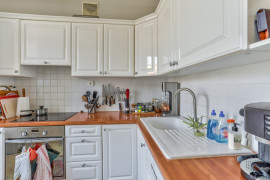 Vente
Nice Musiciens : Appartement de charme en dernier étage dans Palais bourgeois