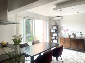 Vente
Nice Ouest Duplex 4 piéce(s) 99m2 Terrasse Parking Cave Piscine