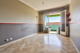 Vente
Nice - Parc Impérial - Grand 3-4 pièces traversant de 83,60 m2 avec stationnement.
