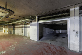 
                                                                                        Vente
                                                                                         Nice - Promenade des anglais - Magnifique 4 pièces traversant de 115m2 entièrement rénové avec vue mer