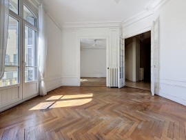 
                                                                                        Vente
                                                                                         Nice quartier Wilson  - 3/4 pièces de 113m2