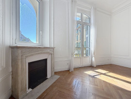 
                                                                                        Vente
                                                                                         Nice quartier Wilson  - 3/4 pièces de 113m2