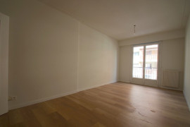 Vente
Nice St Sylvestre - Un appartement rénové avec garage, au calme, bien situé dans un secteur vivant et familial