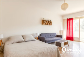 
                                                                                        Vente
                                                                                         Nice -  Studio avec terrasse – Idéal investisseur