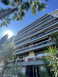 Location
NICE / VALROSE - Appartement 4 pièces avec cave et garage à louer