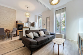 
                                                                                        Vente
                                                                                         Nice Valrose - Charmant 2 pièces en duplex