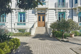 
                                                                                        Vente
                                                                                         Nice Valrose - Charmant 2 pièces en duplex