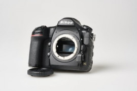 
                                                                                        Photo
                                                                                         Nikon D850 dans son emballage d'origine