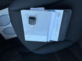 
                                                                                        Voiture
                                                                                         Nissan Note 1.4 16v SE 5dr