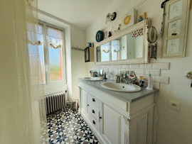 
                                                                                        Vente
                                                                                         NOUVEAUTE - MAISON -  3 CHAMBRES - JARDIN -ANCENIS