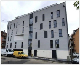 
                                                                                        Location
                                                                                         Occasion rare : T2 neuf, meublé, tout juste livré