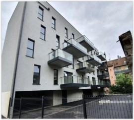 
                                                                                        Location
                                                                                         Occasion rare : T2 neuf, meublé, tout juste livré